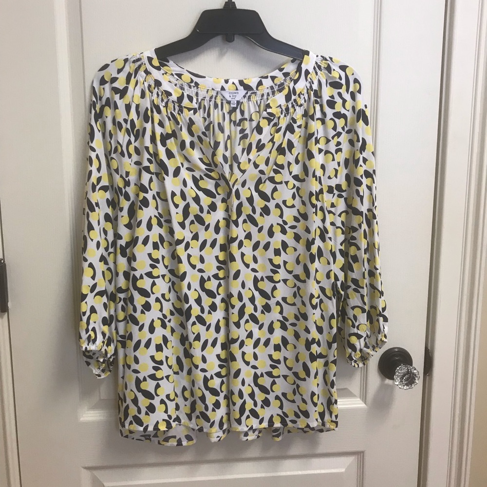 Patterned Long-Sleeve Blouse